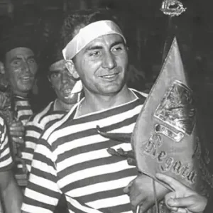 Direct Beschikbaar Nato in barca. Palmiro Fongher campione del remo